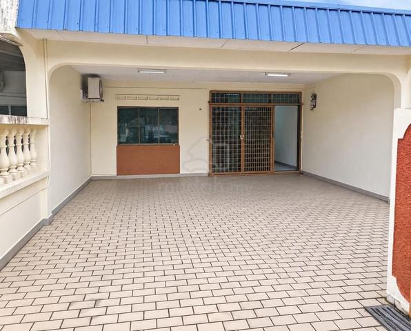 Below market price! Taman Johor Jaya Single Storey Freehold for sale 1