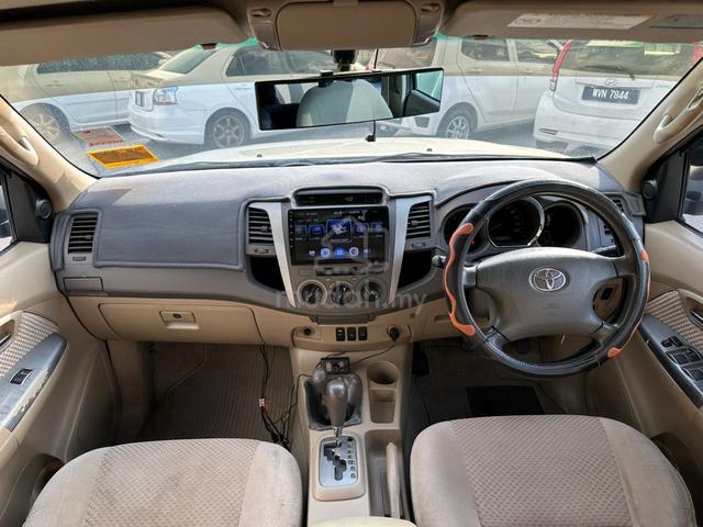 2009 Toyota FORTUNER Diesel 2.5 G FACELIFT (A) - 5