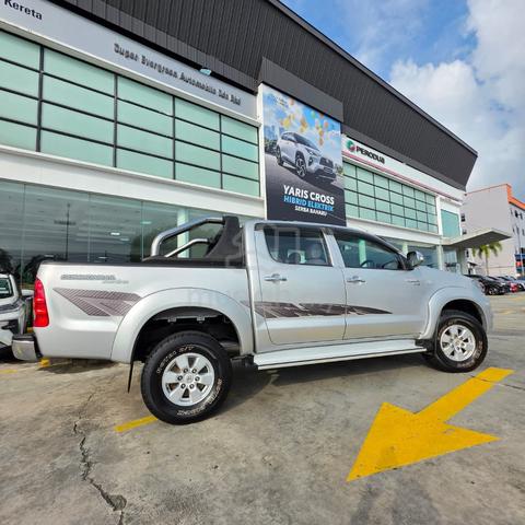 2010 Toyota HILUX 2.5 G MY05 KUN25R FACELIFT (A) - 3