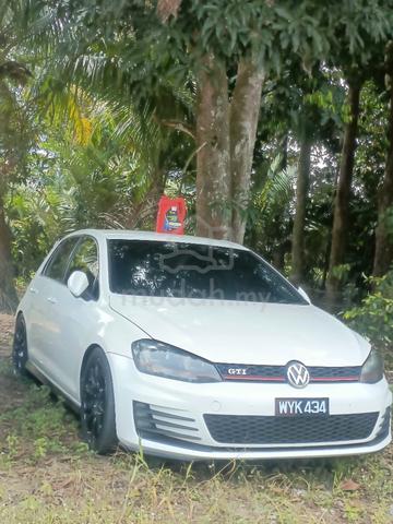 2013 Volkswagen CC 1.8 TSI SPORT (A) - 1