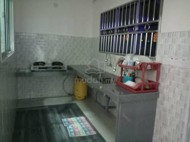 ROOM FOR RENT with exterior bathroom😊Female ...FULLY FURNISHED 4