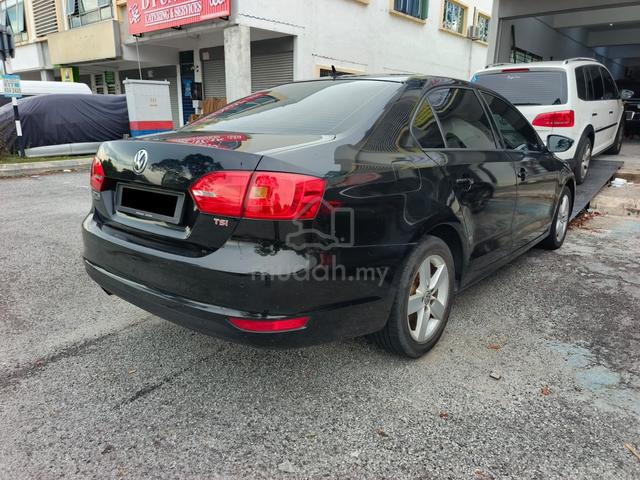 2012 Volkswagen JETTA 1.4 TSI (CBU) (A) - 4