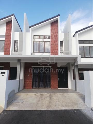 Bilik Master Bukit Pelali, Pengerang 1