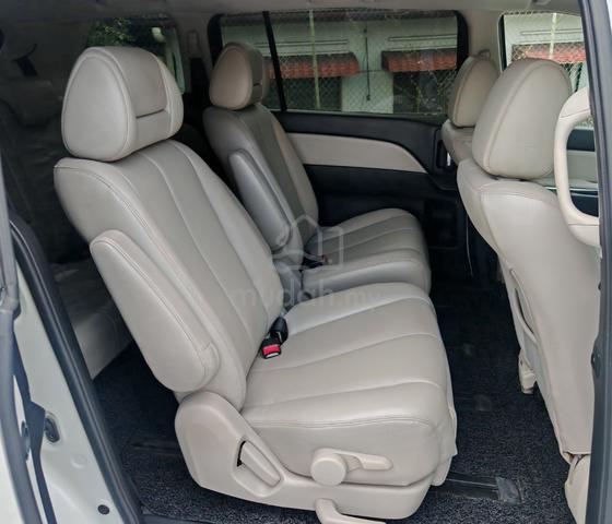 2012 Mazda 8 2.3 (A) Original Condition S/Roof MPV - 4