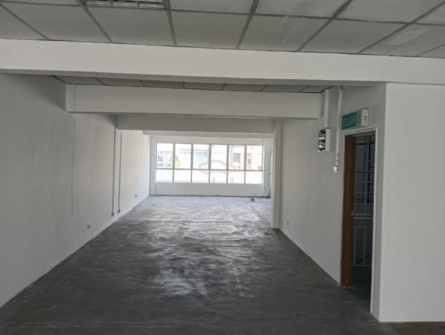 Bandar Seri Putra Bangi, shop office 22 x 80, mature township 1