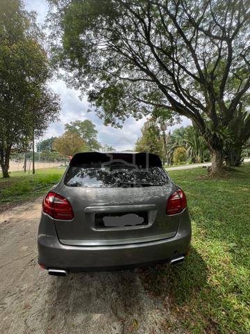 2010 Porsche CAYENNE 4.8 S 958 (A) - 4