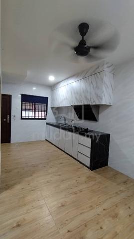 Double Storey Taman Mutiara Rini 4
