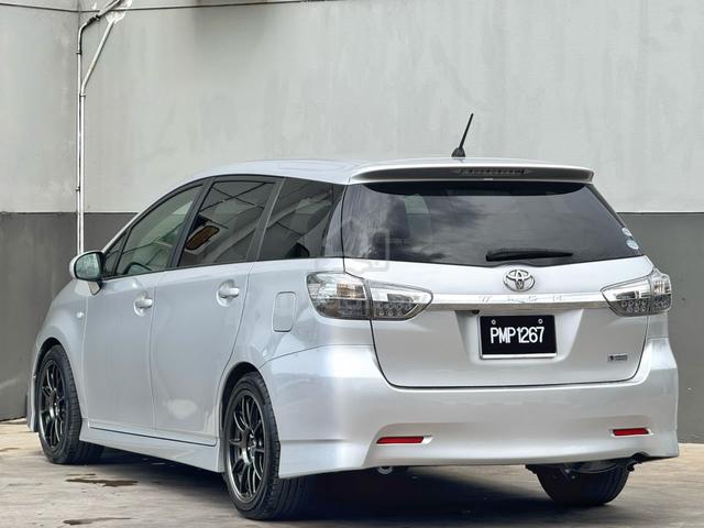 2011 Toyota WISH 1.8 S ZGE20W (A) - 4