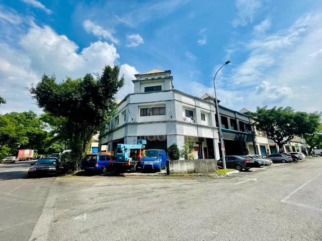 FREEHOLD Corner Lot Warehouse Seksyen 33 Shah Alam 1