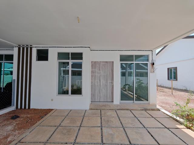 NEW HOUSE WITH LAND One Storey Terrace YARRA PARK Bandar Puteri Jaya 1