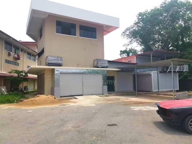 Shoplot + Cold Room | Lok Kawi 1