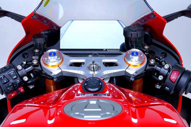 Carousel Image
