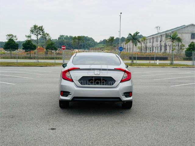 2017 Honda CIVIC 1.8 FC (A) - 5