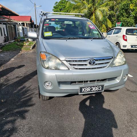 Toyota Avanza 2005 1.3cc Auto - 1