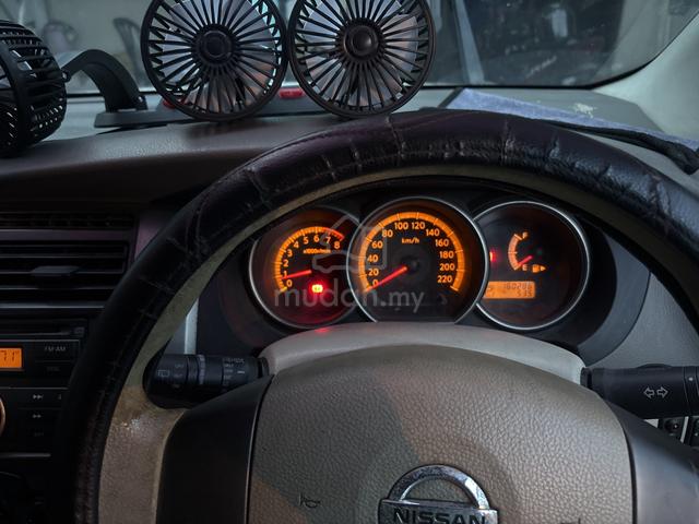 2009 Nissan GRAND LIVINA 1.6 CLASSIC/COMFORT (A) - 4