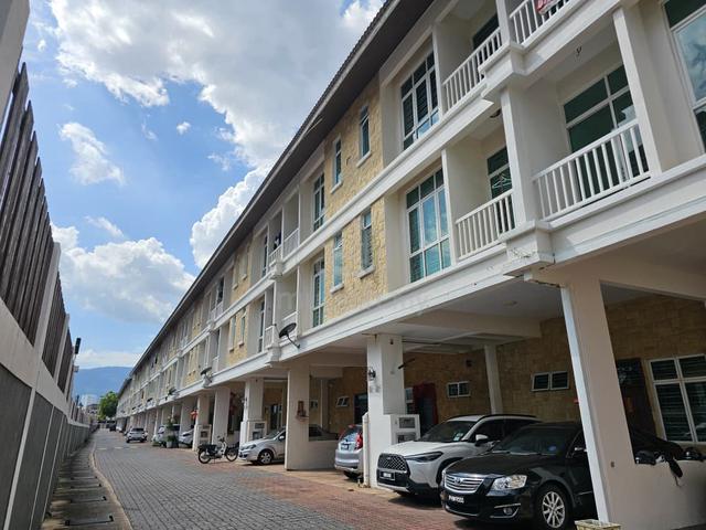 3 storey terrace | Gated & guarded | Richmont Residence | Jelutong 1