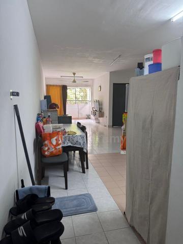 Flora Damansara 1