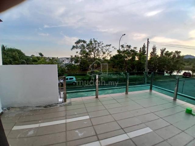 Double Storey Corner lot facing lake 1