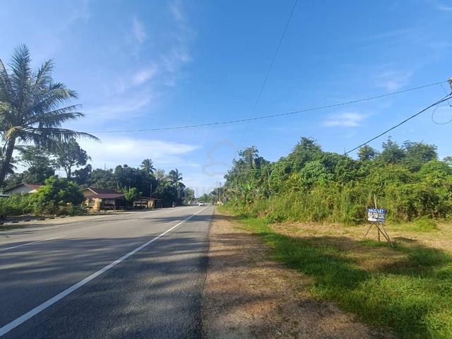 Tanah Tepi Jalan Utama Pasir Mas- Tanah Merah ( CHETOK) 3