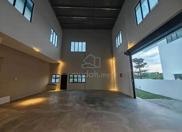 New 3 Storey Semi-D Factory Low downpayment at Menglembu 2