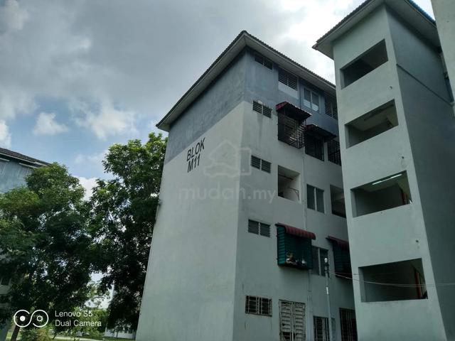Kenari Court 1