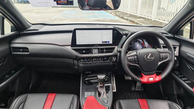 2023 Lexus UX200 2.0 F Sport Emotional Explorer - 3