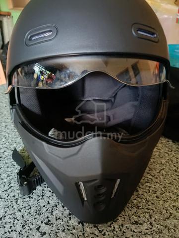 Helmet full face - photo 2 of 4