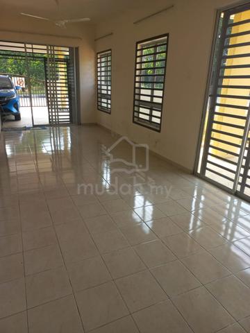 Pahang Kuantan Partially Furnished 1-Storey Terraced House For Rent 1