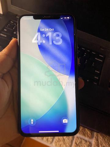 iPhone 11 Pro Max - photo 2 of 5