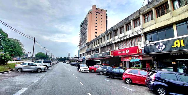 Shop Lot At Taman Perling Johor Bahru Johor 1