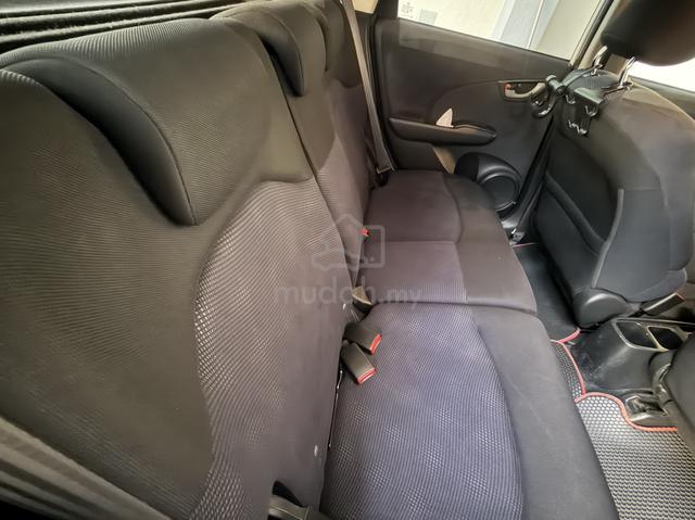 2013 Honda JAZZ 1.5 FACELIFT (A) - 2