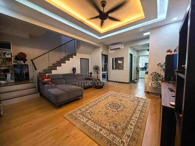 PALING MURAH! Renovated 2 Storey Terrace Irama Perdana Puncak Alam 1