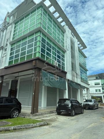 River Edge Commercial 3 Storey Corner Shoplot For Sale 1