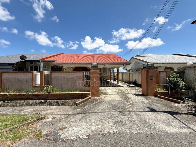 Single Storey Semi Detached House for Sale at Pelita Miri 1