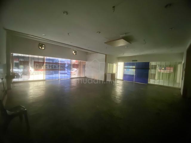 Farlim shoplot 1558 sq feet (Medan Angsana 4) 1