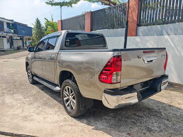 2016 Toyota HILUX 2.8 G VNT (A) - 4