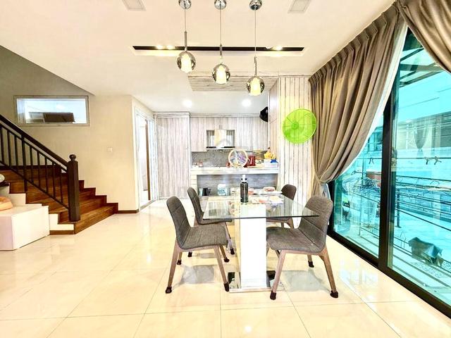 Austin Heights Double Storey Cluster Unblock View 4 Bed 4 Bath Rent 1