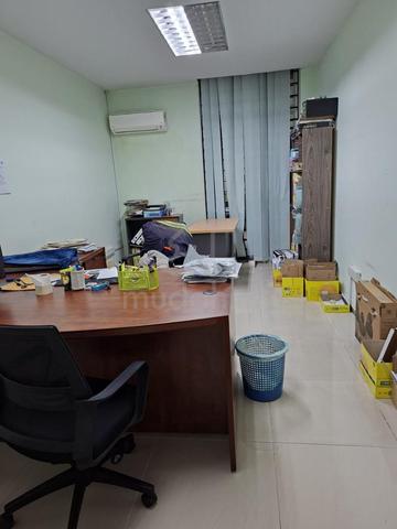 Full furnish Office Room for Rent @ Taman Molek 1