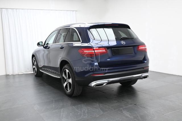 2019 Mercedes Benz GLC-CLASS 2.0 200 FSR 1-OWNER - 4