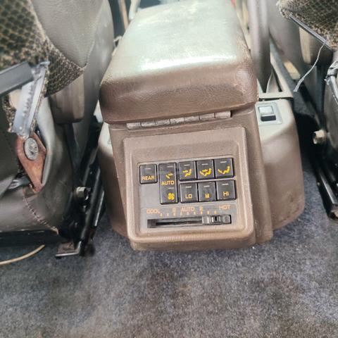 1995 Mitsubishi PAJERO 2.5 L049 (M) - 4