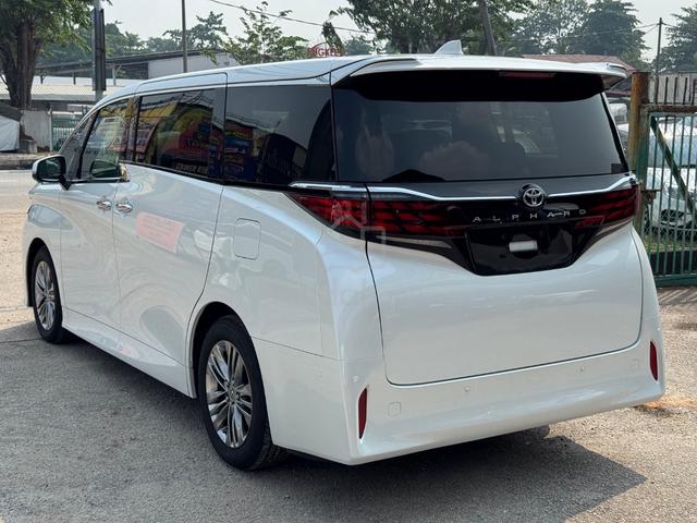 2025 Toyota ALPHARD 2.5 Z (A)FullSpec,JBL,SideStep - 5
