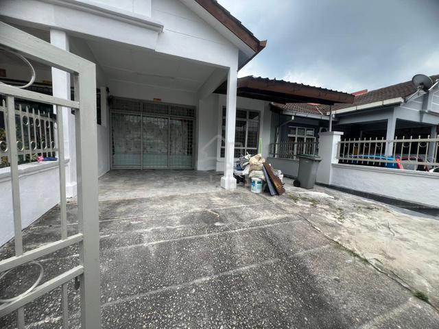 Single Storey Terrace House,Taman Desa Cempaka, Bandar Baru Nilai 1