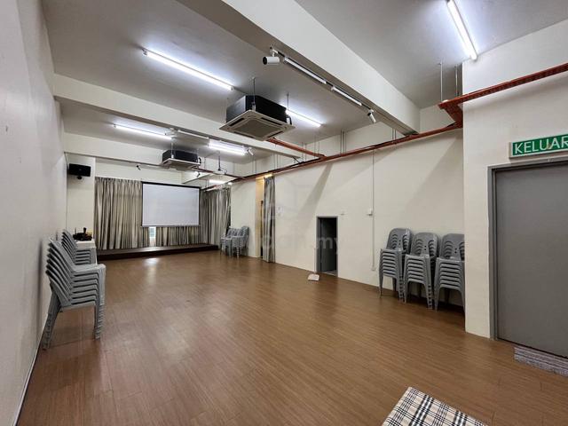 Cheap / Pusat Perdagangan Danga Utama @ Skudai / 1st Floor 1