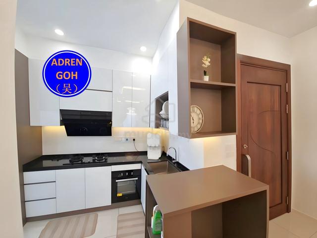 Queens Residences Q1 @ Queens Waterfront 1