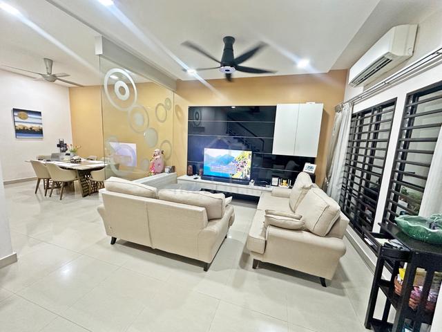 2 sty house @ BK 9, Bandar Kinrara, 22x80, Fully extended, 4+1 rooms 1