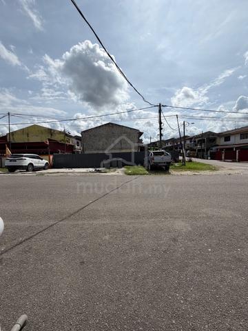 Saleng Senai Double Storey Shoplot/ ROI 5.5%/ Jalan serunai 1
