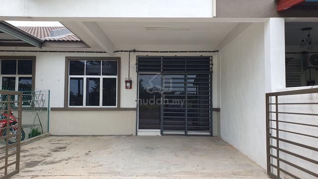 1 Storey house at Taman Vista Belimbing Durian Tunggal For Rent 1