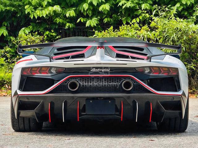 2018 Lamborghini Aventador SVJ LP770-4 MY SPEC - 4