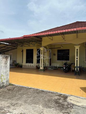 Dua Semi D dalam 1 tanah di Taman Guru Pintu Geng untuk dijual 1