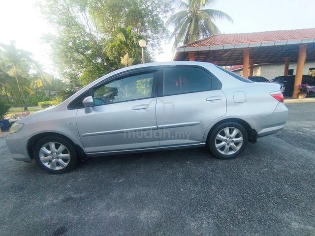 2006 Honda CITY 1.5 VTEC- urgent - 4
